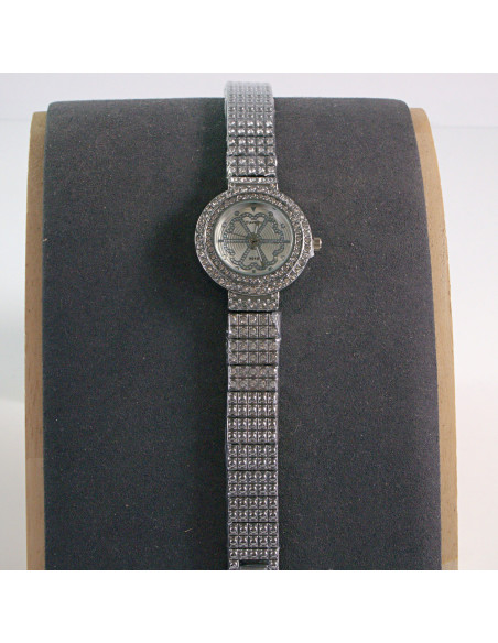 Zegarek damski srebrny z białą tarczą i cyrkoniami Lolita Akcesoria