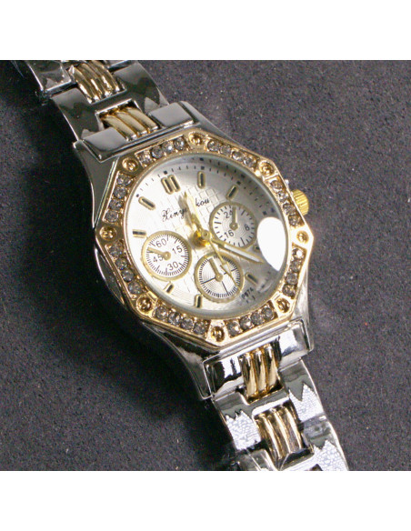 Zegarek damski vintage srebrno- złoty z białą tarczą Lolita Akcesoria