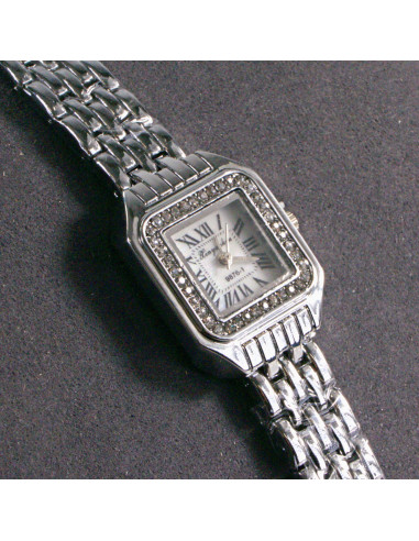 Zegarek damski vintage srebrny z białą tarczą...