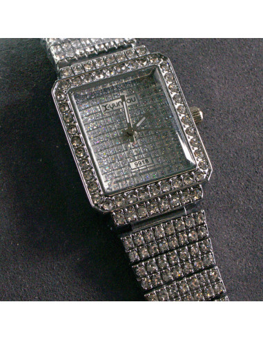 Zegarek damski vintage srebrny z cyrkonią...