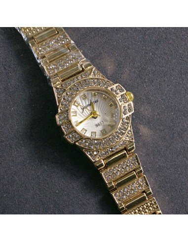 Zegarek damski vintage złoty z białą tarczą i...