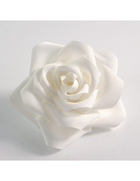 KWIAT Z MATERIAŁU BROSZKA PRZYPINKA LOLITA AKCESORIA RÓŻA RÓZYCZKA ECRU