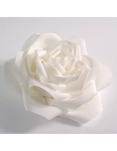 KWIAT Z MATERIAŁU BROSZKA PRZYPINKA LOLITA AKCESORIA RÓŻA 12 cm BIAŁY ECRU