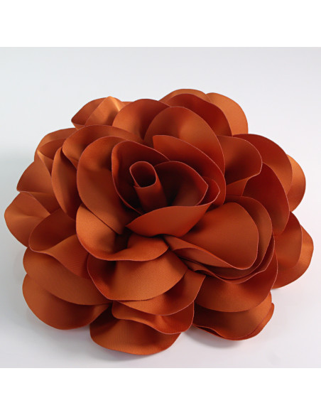 KWIAT Z MATERIAŁU RÓŻA BROSZKA PRZYPINKA LOLITA AKCESORIA 17 cm XL CEGLANY