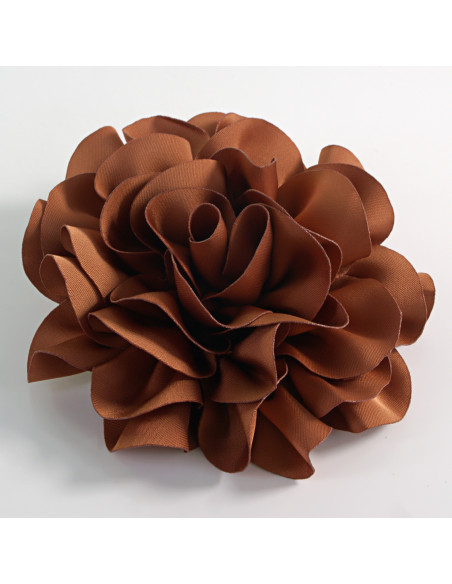 KWIAT Z MATERIAŁU RÓŻA BROSZKA PRZYPINKA LOLITA AKCESORIA 10 CM BRĄZOWY