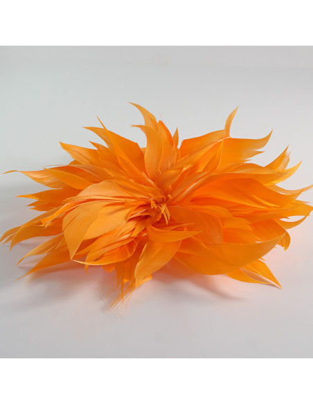 KWIAT BROSZKA Z PIÓR PRZYPINKA PUSZEK PIÓRA LOLITA AKCESORIA 16-18 CM