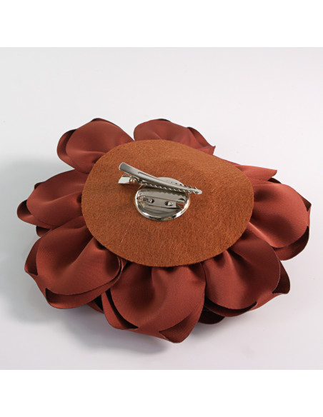 KWIAT Z MATERIAŁU RÓŻA BROSZKA PRZYPINKA LOLITA AKCESORIA 14 CM BRĄZOWY