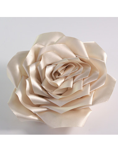 KWIAT Z MATERIAŁU RÓŻA BROSZKA PRZYPINKA LOLITA...