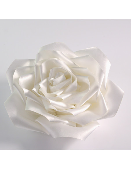 KWIAT Z MATERIAŁU RÓŻA BROSZKA PRZYPINKA LOLITA AKCESORIA 12 CM BIAŁY