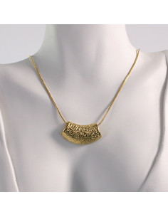 Naszyjnik ze stali chirurgicznej złoty element młotkowany... 2