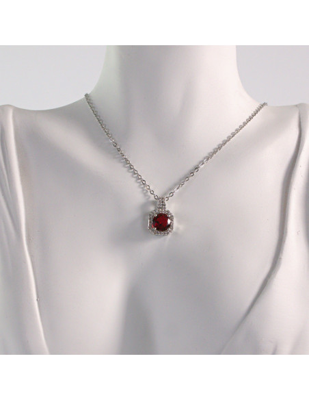 Naszyjnik ze stali chirurgicznej srebrny CZERWONY KRYSZTAŁ Lolita Akcesoria