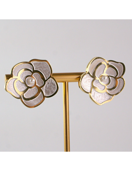 Kolczyki ze stali chirurgicznej ZŁOTY KWIAT BIAŁY Lolita Akcesoria