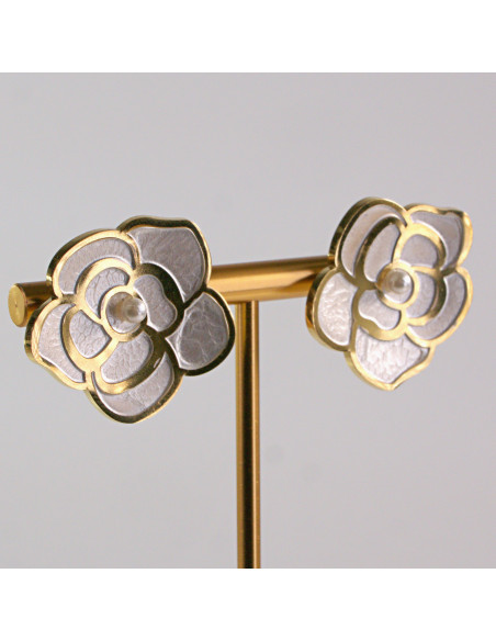Kolczyki ze stali chirurgicznej ZŁOTY KWIAT BIAŁY Lolita Akcesoria