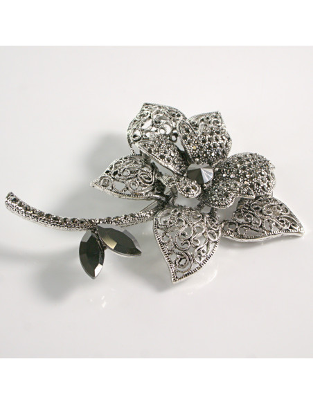 BROSZKA BROSZA DUŻY GRAFITOWY KWIAT MAXI Z KAMIENIAMI   LOLITA AKCESORIA