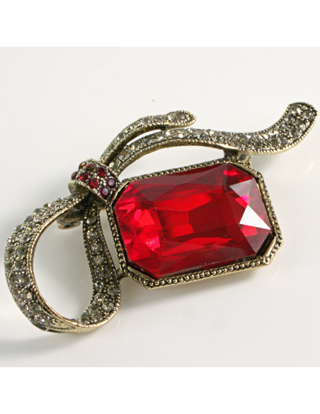 BROSZKA BROSZA KOKARDA Z CZERWONYM "BRYLANTEM" LOLITA AKCESORIA