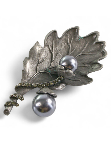 BROSZKA BROSZA GRAFITOWY LIŚĆ DĘBU Z PERŁĄ...