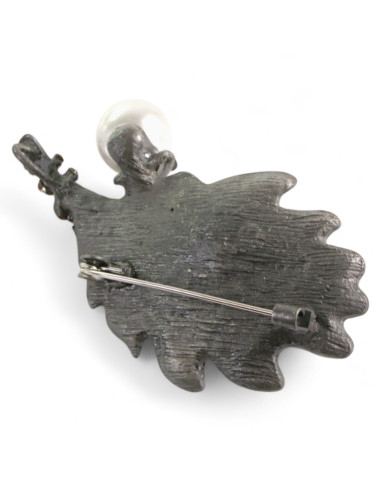 BROSZKA BROSZA GRAFITOWY LIŚĆ DĘBU Z PERŁĄ...