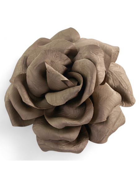 KWIAT Z MATERIAŁU RÓŻA BROSZKA PRZYPINKA LOLITA AKCESORIA 15 CM BEŻOWY