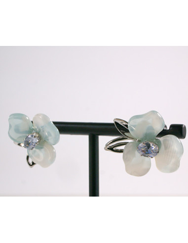 Kolczyki NIEBIESKIE KWIATKI LOLITA AKCESORIA...