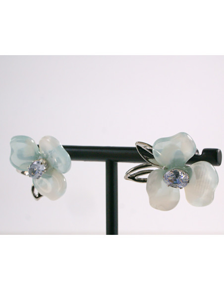 Kolczyki NIEBIESKIE KWIATKI LOLITA AKCESORIA srebrny sztyft 925