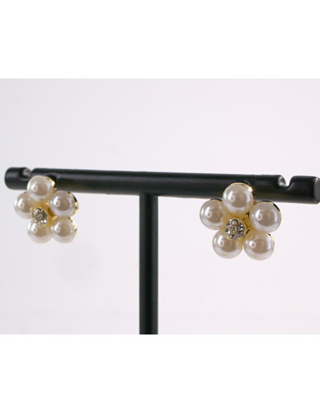 Kolczyki PERŁOWE KWIATKI   LOLITA AKCESORIA srebrny sztyft 925