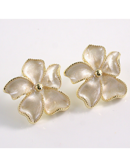 Kolczyki BEŻOWY KWIAT KWIATEK LOLITA AKCESORIA srebrny sztyft 925