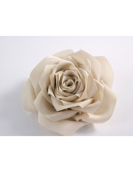 KWIAT Z MATERIAŁU BROSZKA PRZYPINKA LOLITA AKCESORIA RÓŻA 12 cm jasny beż