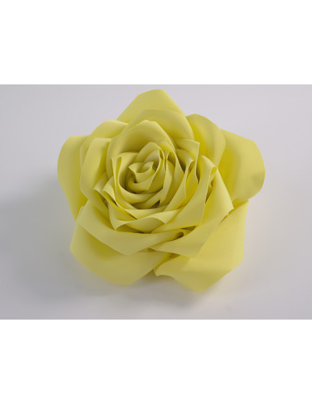 KWIAT Z MATERIAŁU BROSZKA PRZYPINKA LOLITA AKCESORIA RÓŻA 12 cm jasny beż