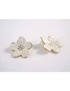 Kolczyki BIAŁY ECRU KWIATY KWIATKI STAL CHIRURGICZNA... 2