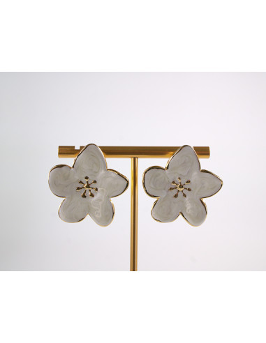 Kolczyki BIAŁY ECRU KWIATY KWIATKI STAL...