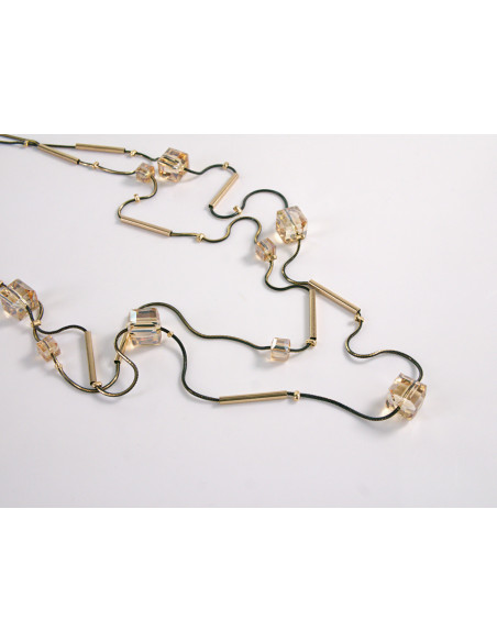 NASZYJNIK WIECZOROWY PODWÓJNY DŁUGI  Z KORALIKAMI Lolita Akcesoria