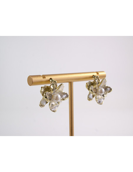 Kolczyki  KWIATKI Z PERŁĄ LOLITA AKCESORIA srebrny sztyft 925