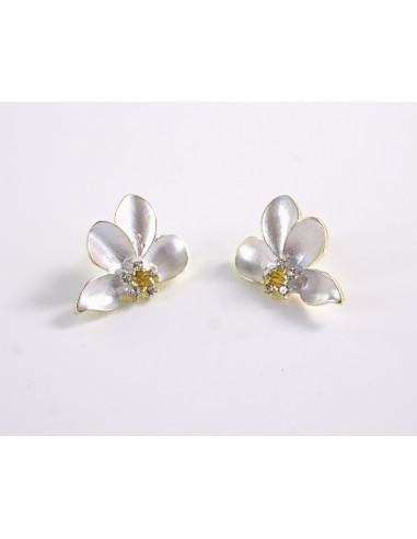 Kolczyki  KWIATKI Z PERŁĄ LOLITA AKCESORIA...