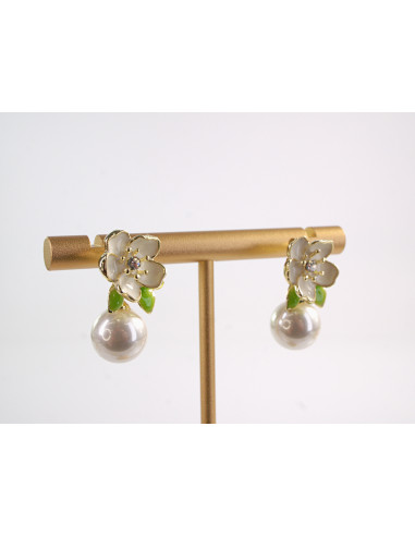 Kolczyki BEŻOWE KWIATY KWIATKI Z PERŁĄ LOLITA...