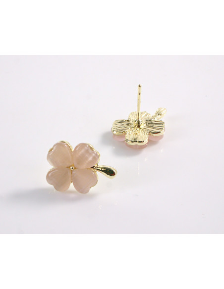 Kolczyki CZTEROLISTNA KONICZYNKA LOLITA AKCESORIA srebrny sztyft 925