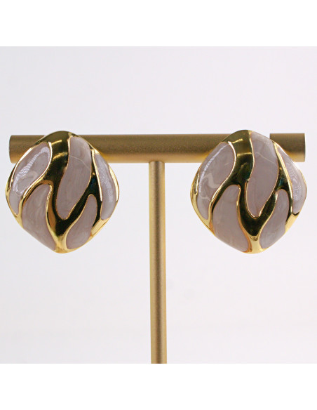 Kolczyki ZŁOTE ROMBY ECRU CIEKNĄCE STAL CHIRURGICZNA LOLITA AKCESORIA