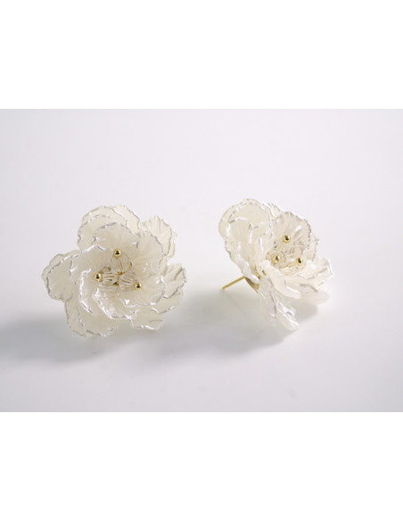 Kolczyki BIAŁE KWIATKI  KWIATY LOLITA AKCESORIA srebrny sztyft 925