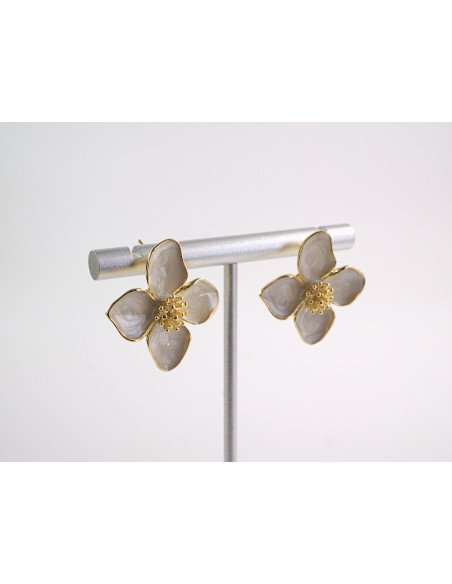 Kolczyki FIOLETOWE KWIATKI KWIATUSZKI   LOLITA AKCESORIA srebrny sztyft 925