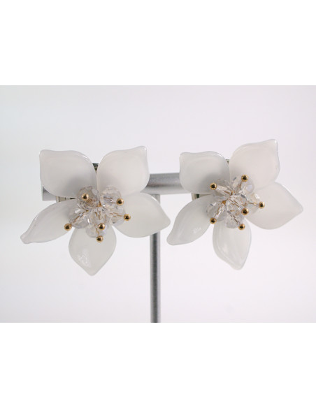 Kolczyki BIAŁE  KWIATKI KWIATUSZKI LOLITA AKCESORIA srebrny sztyft 925