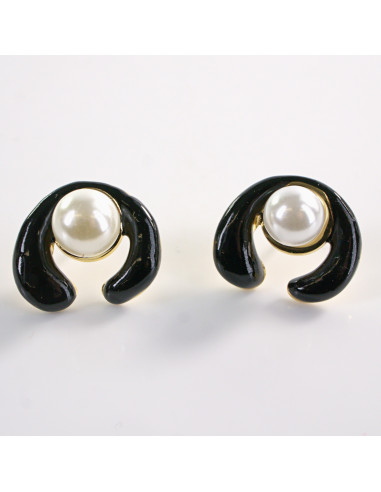 Kolczyki CZARNE ZAWIJASY Z PERŁĄ LOLITA...