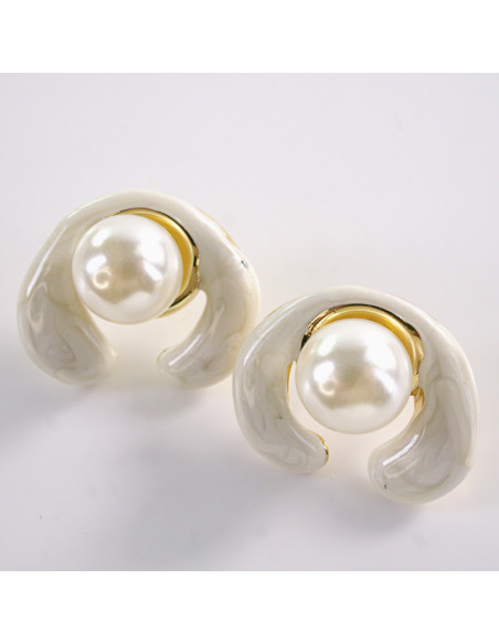 Kolczyki BIAŁE ZAWIJASY Z PERŁĄ LOLITA AKCESORIA STAL CHIRURGICZNA