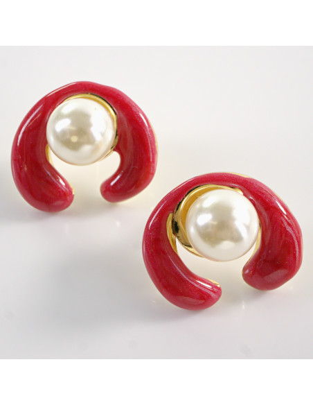 Kolczyki CZERWONE ZAWIJASY Z PERŁĄ LOLITA AKCESORIA STAL CHIRURGICZNA