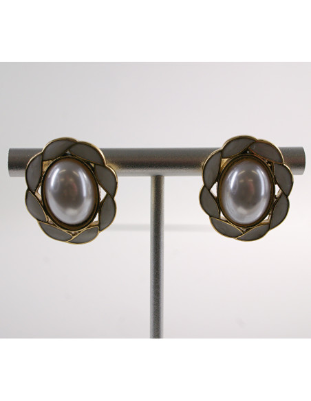 Kolczyki BIAŁE WIANKI Z PERŁĄ LOLITA AKCESORIA STAL CHIRURGICZNA