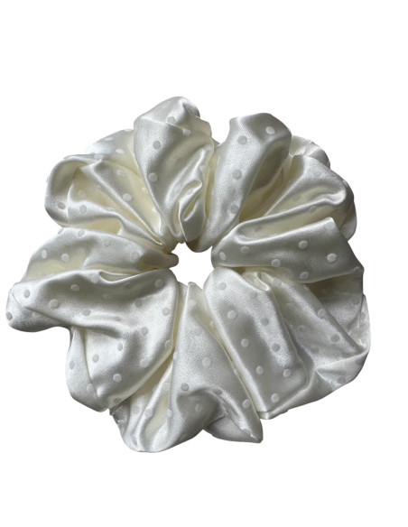 GUMKA DUŻA SCRUNCHIE SATYNOWA  XXXL SATYNA ŚR.18 CM BIAŁY ECRU KROPKI