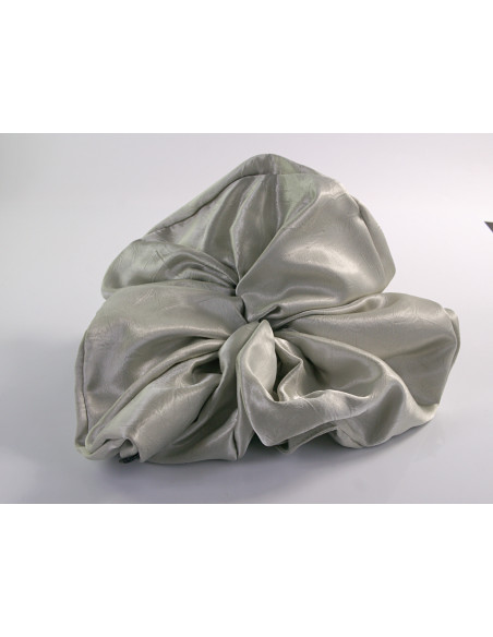 GUMKA DUŻA SCRUNCHIE SATYNOWA  XXXL SATYNA ŚR. 22 CM SELEDYNOWY