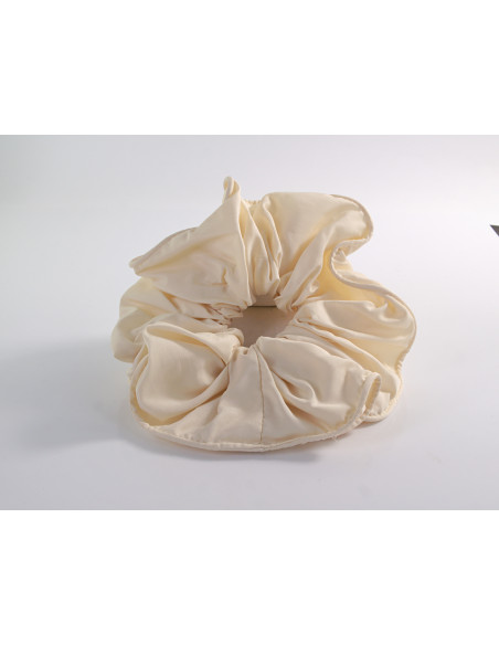 GUMKA DUŻA SCRUNCHIE DELIKATNA TAFTA  XXXL  ŚR. 18 CM KREMOWY