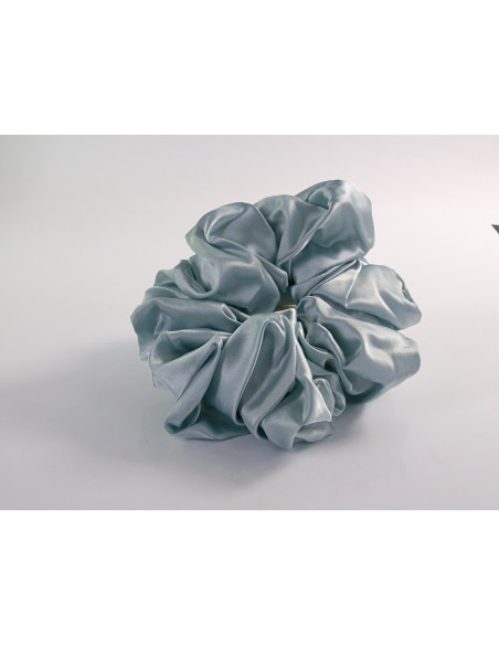 GUMKA DUŻA SCRUNCHIE  DELIKATNA SATYNA ŚR. 16 CM NIEBIESKI