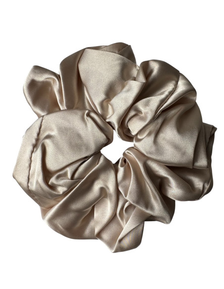 GUMKA DUŻA SCRUNCHIE  DELIKATNA SATYNA ŚR. 16 CM ECRU