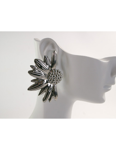 Kolczyki SREBRNE ASYMETRYCZNE KWIATY  LOLITA AKCESORIA STAL CHIRURGICZNA