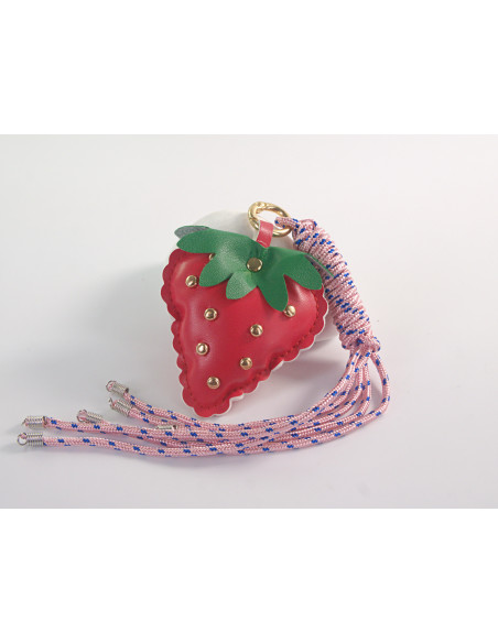 BRELOK DO TOREBKI NA KLUCZE EKO SKÓRA TRUSKAWKA LOLITA AKCESORIA